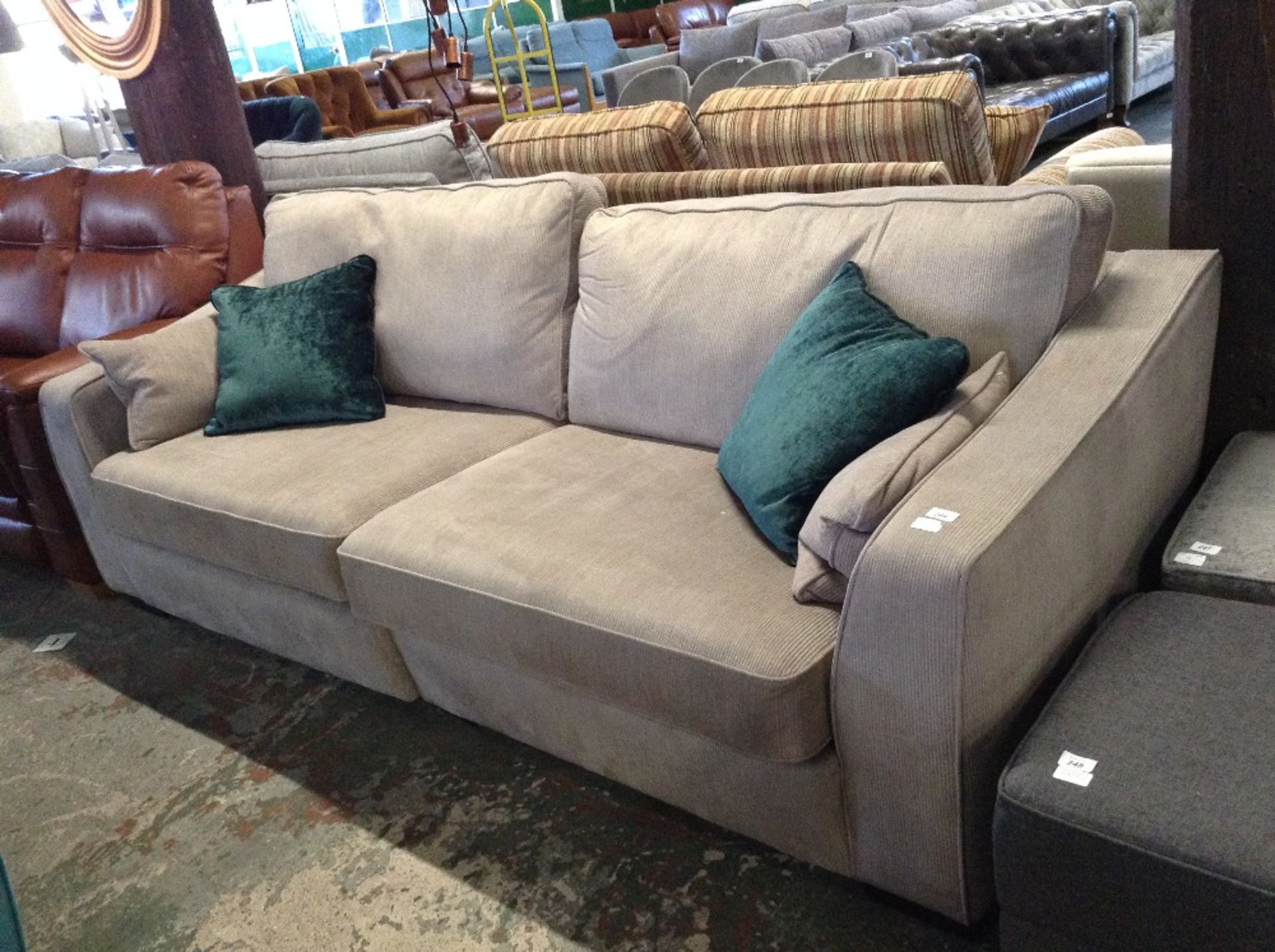 BEIGE SPLIT 4 SEATER SOFA (WM49 15/16)