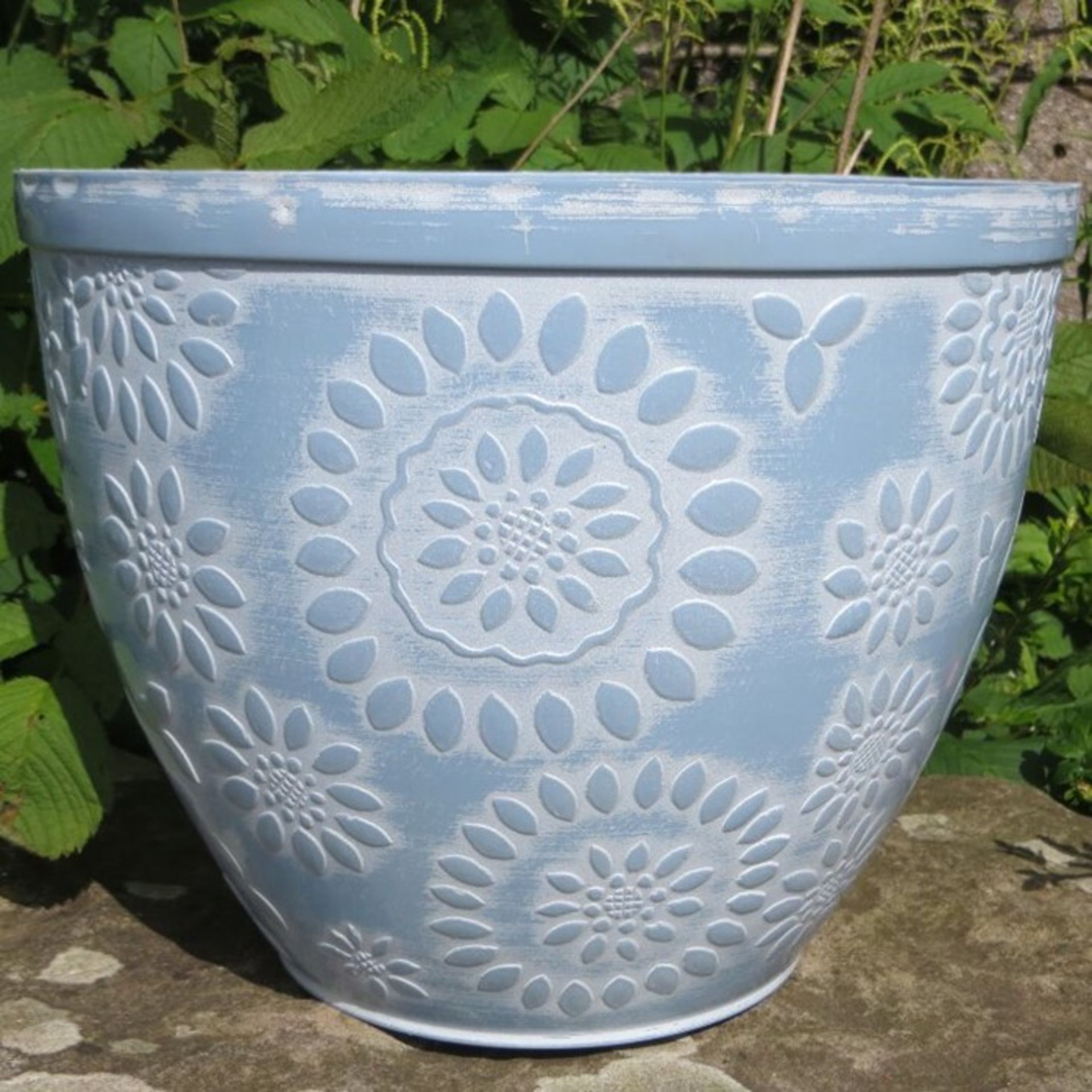 Sol 72 Outdoor Hagley Plastic Plant Pot (STNE1011#http://STNE1011# - 14747/17) 3C