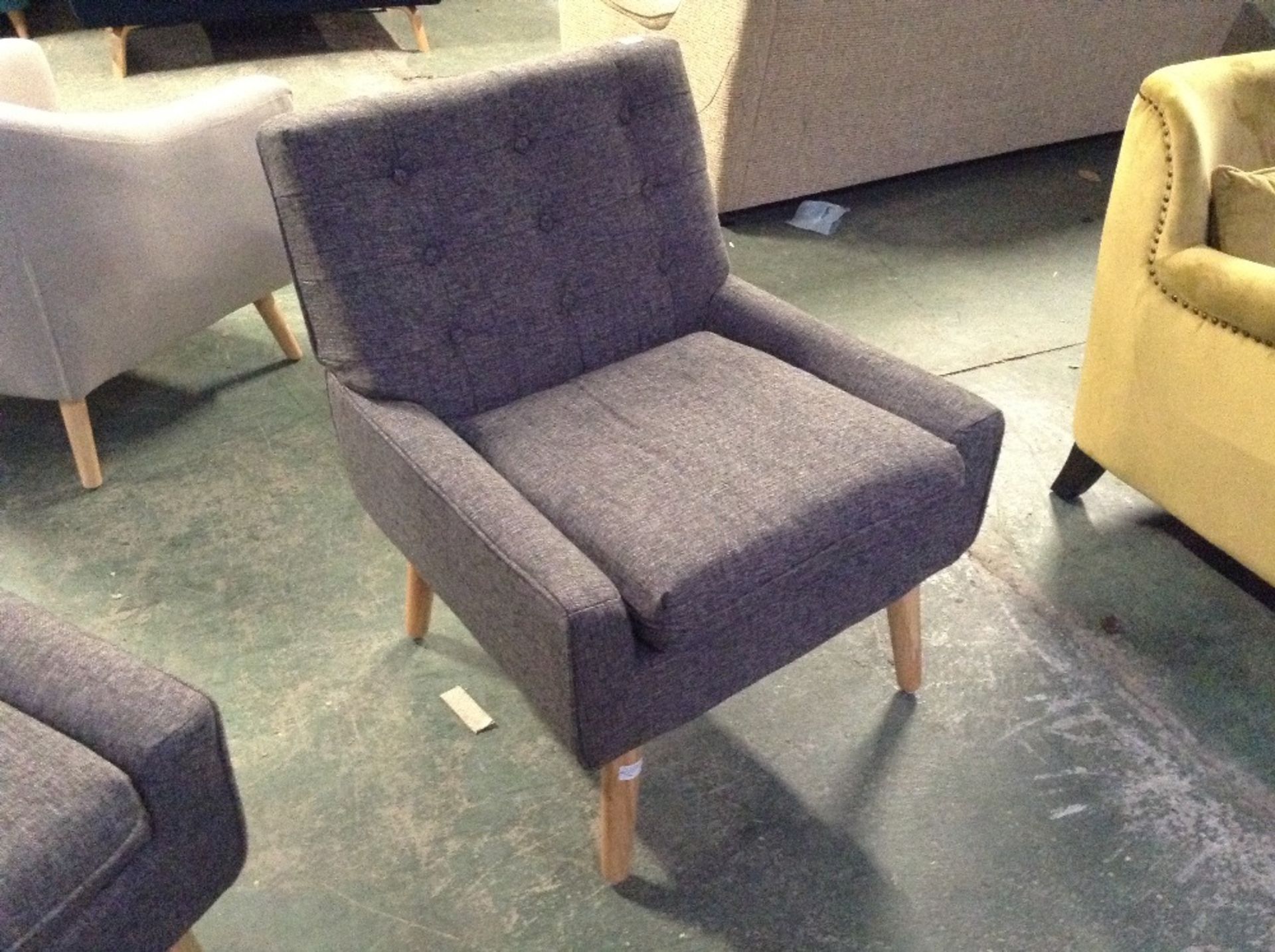 Hykkon Gleeson Armchair(NFSN1004 - 16024/3)