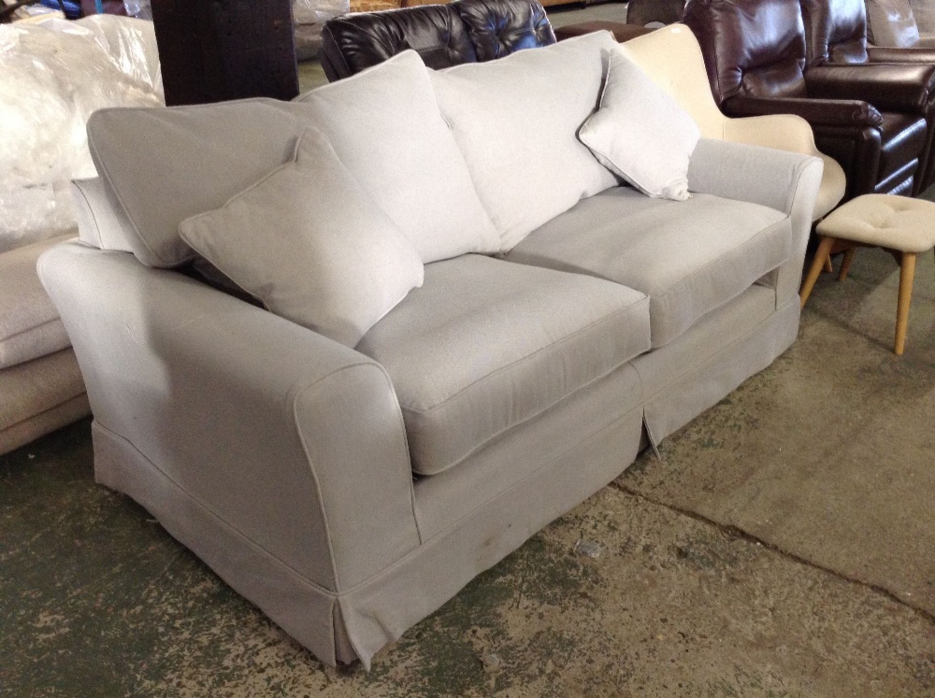 GREY LOOSE COVERED 3 SEATER SOFA (TR001817CH/3810)