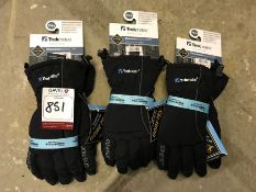 3no. Trek mates Chamonix Gloves, Sizes Comprise of; 2no. XS/S and 1no. S/M Combined RRP: £105.00.