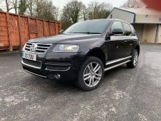 VOLKSWAGEN TOUAREG ESTATE 3.6 V6 FSI 280 ALTITUDE 5DR 6-Speed AUTO (3597 cc), 159,065 miles, MOT