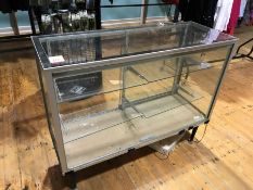 Glass Display Counter as Lotted, 1200 x 450 x 960mm . Collection Strictly 09:30 to 18:30 - Wednesday