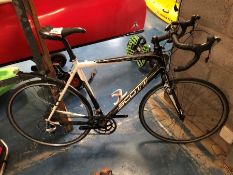 Scott Comp Road Bicycle . Collection Strictly 09:30 to 18:30 - Wednesday 20 February 2019 from