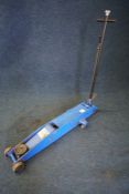 Blue-Point SNX5TJLC 5 Tonne Long Chassis Truck Jack RRP £499. (Lot Located in The Auction Centre,