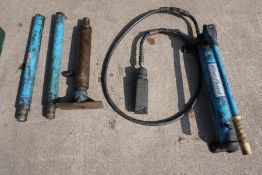Blue-Point Single Acting Low Height Hydraulic Cylinder Ram with Attachments as Lotted. (Lot