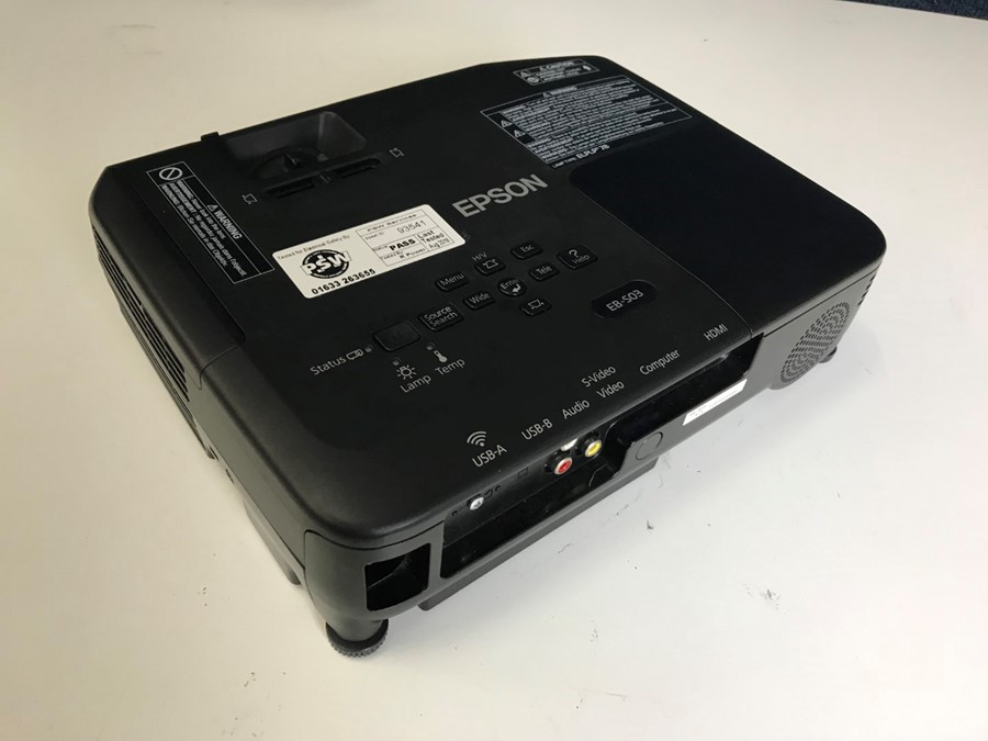 Epson H556B LCD Projector With Carry 
