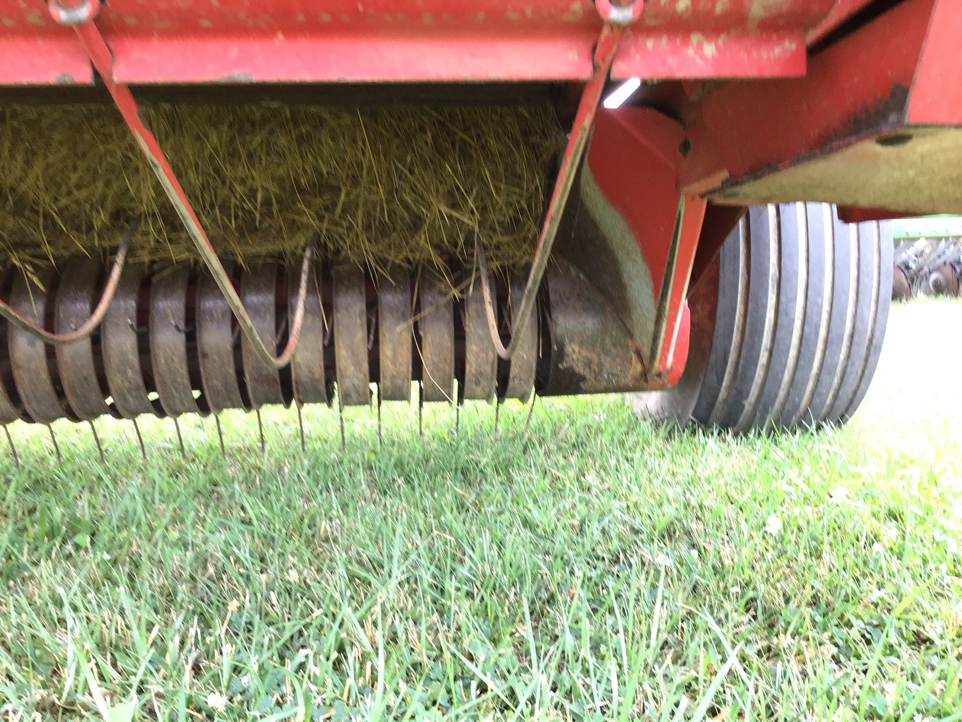 MASSEY FERGUSON 146RV - Image 7 of 12