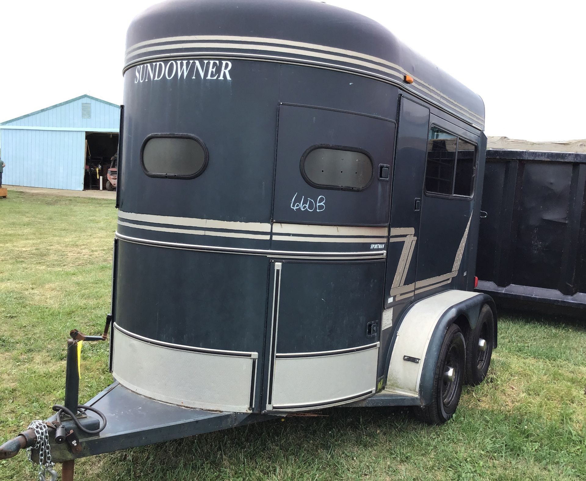 USED LIVESTOCK TRAILER: 2-HORSE