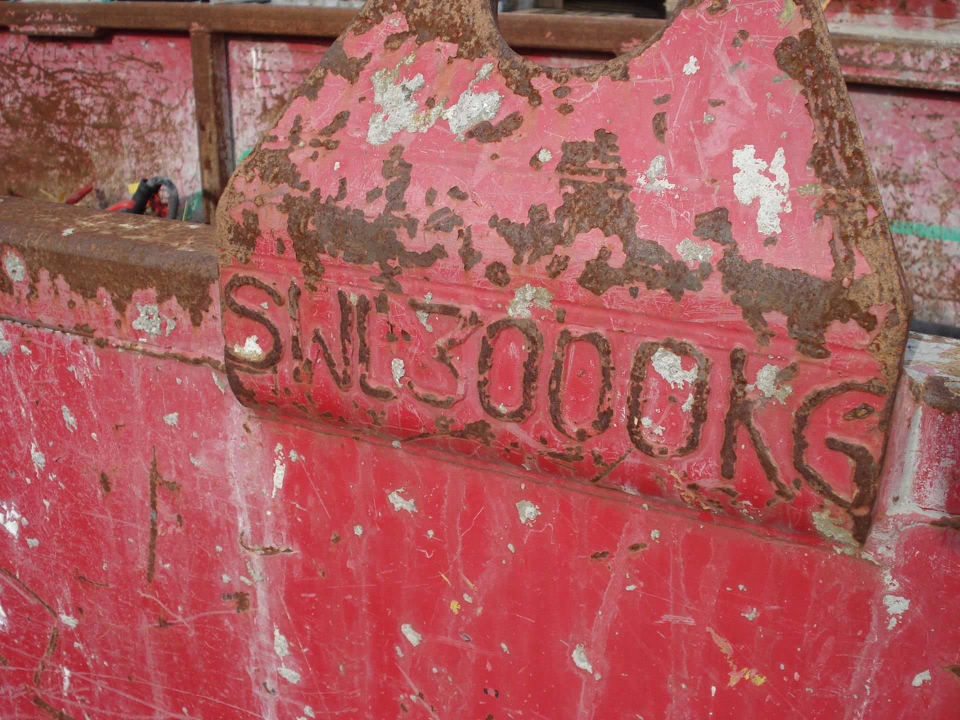 Large Red Metal Skip with drop down end and lifting eyes - 8.5ft long x 4.5ft wide x 3.5ft high - Image 3 of 4