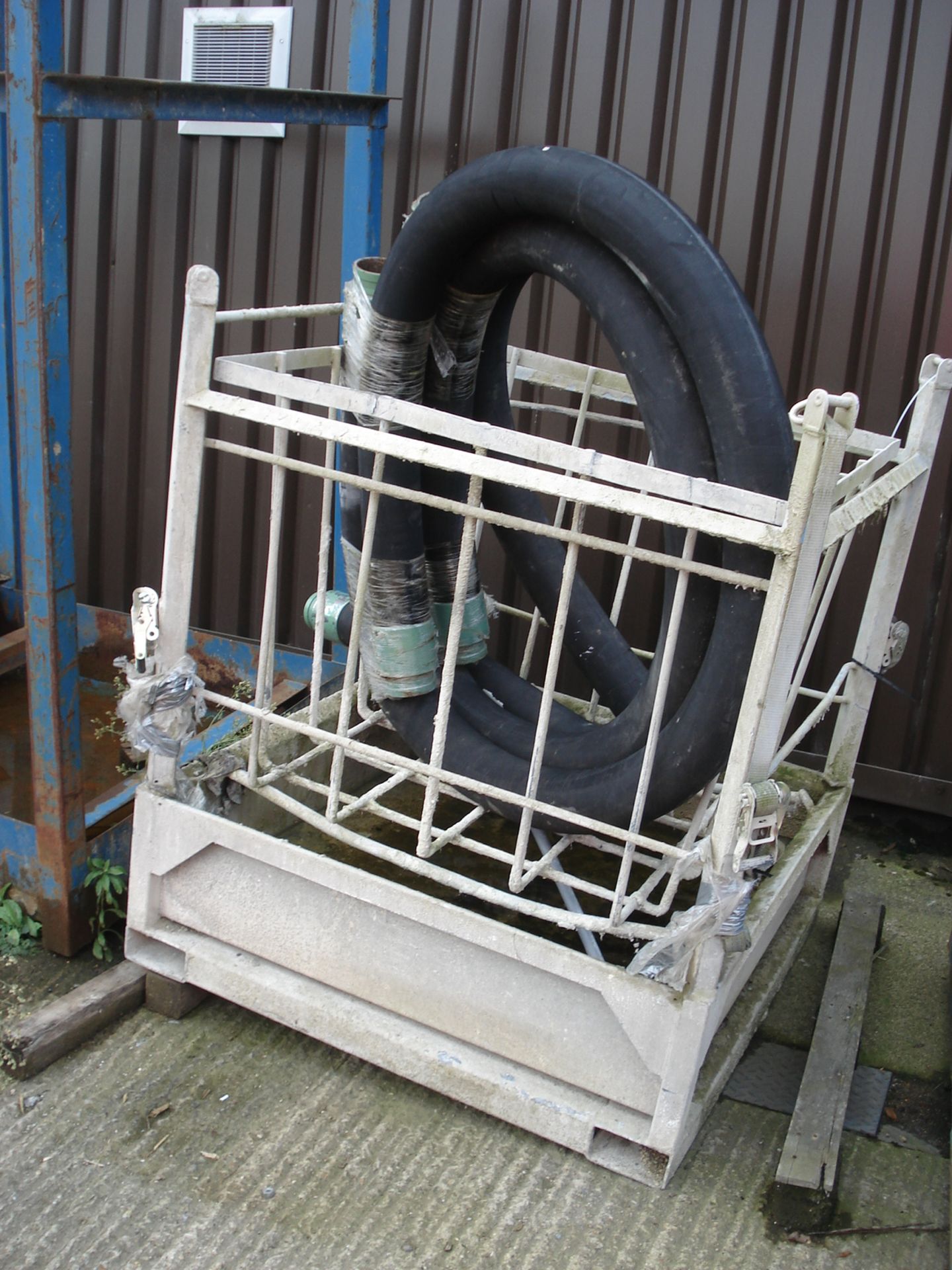 Metal Lifting Frame and Large Hose