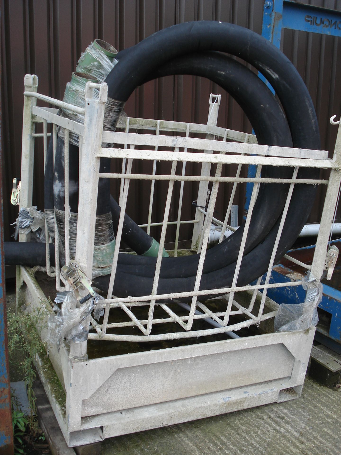 Metal Lifting Frame and Large Hose - Image 2 of 2