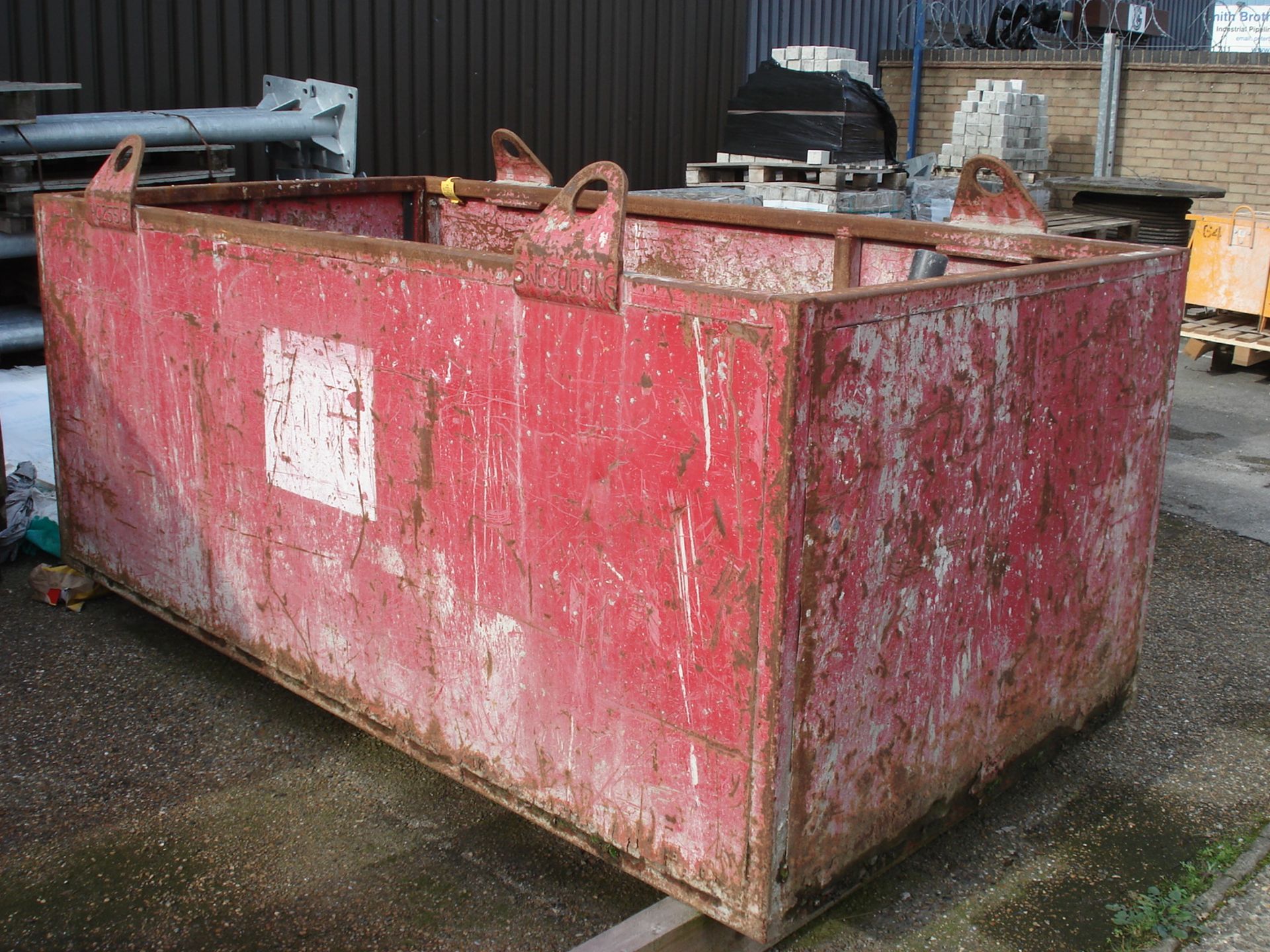 Large Red Metal Skip with drop down end and lifting eyes - 8.5ft long x 4.5ft wide x 3.5ft high - Image 2 of 4