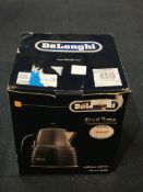 Boxed Delonghi Scultura Electric Boil Cordless Jug Kettle RRP £100 (Customer Return)