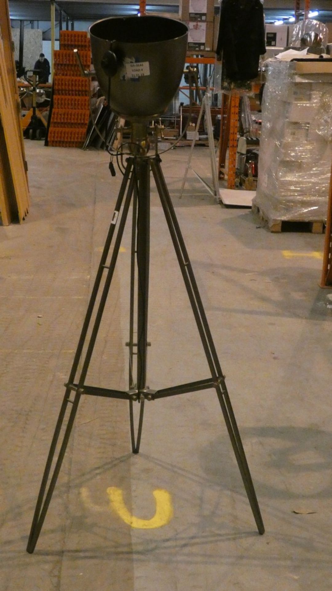 Large Size Tripod Retro Style Lamp RRP £100 (Customer Return)