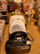 Lot to Contain 6 Assorted Items to Include Delonghi Fan Heaters, Breville Sandwich Makers,