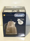 Boxed Delonghi Scultrua 1.5L Rapid Boil Cordless Jug Kettle RRP £80