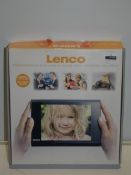 Boxed Lenko Black 8 Inch Digital Photo Frame 2GB Memory USB and SD Card Slot RRP £60