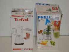 Boxed Assorted Kitchen Items To Include a Tefal Blendforce Jug Blender and a Philips Fruit Juicer