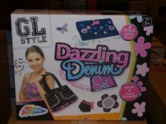 Lot to Contain 12 Brand New Dazzling Denim Set Graphix Girls Accessory Toys