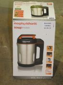 Boxed Morphy Richards Stainless Steel 1.7L Soup Maker RRP £65