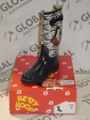 Boxed Pair of Betty Boop Size 37 Ladies Navy Wellington Boots RRP £35