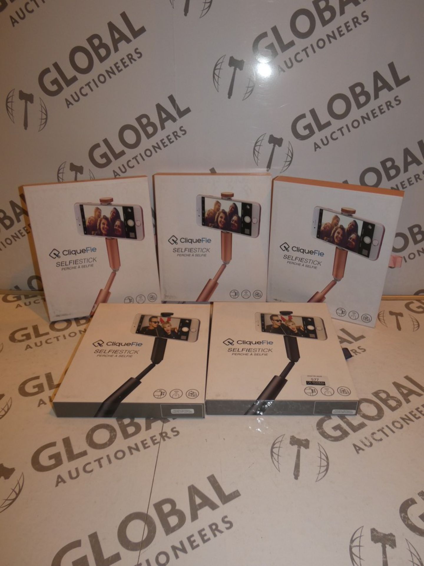Lot to Contain 5 Brand New Cliquefie Selfie Sticks in Space Grey and Rose Gold RRP £45 Each