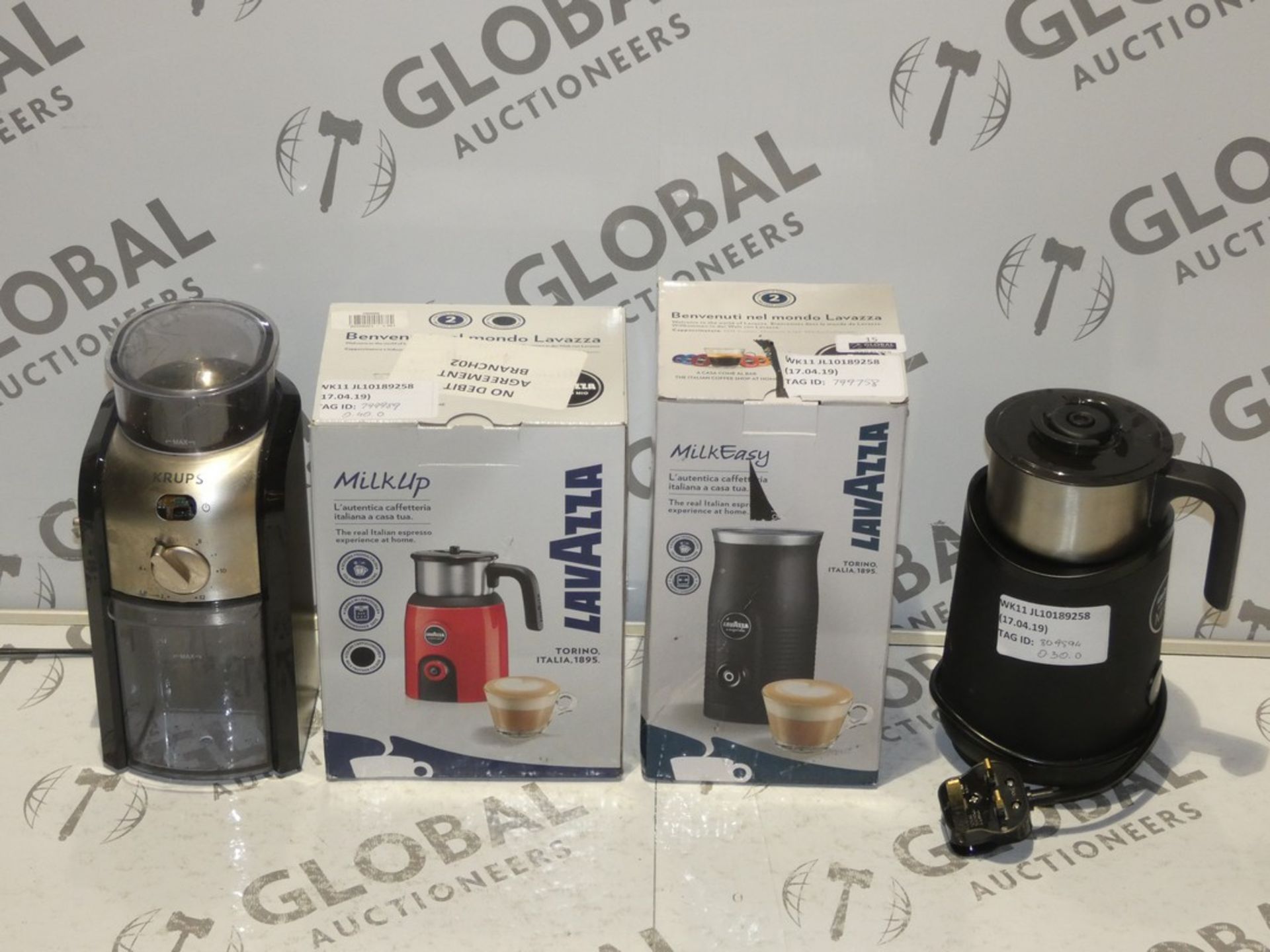 Assorted Boxed and Unboxed Items to Include Lavazza Milk Easy Milk Frothers, Lavazza Milk Frothers