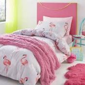 Lot to Contain 2 Assorted Bedding Items to Include Linen Yard 100% Cotton Waffle Double Duvet