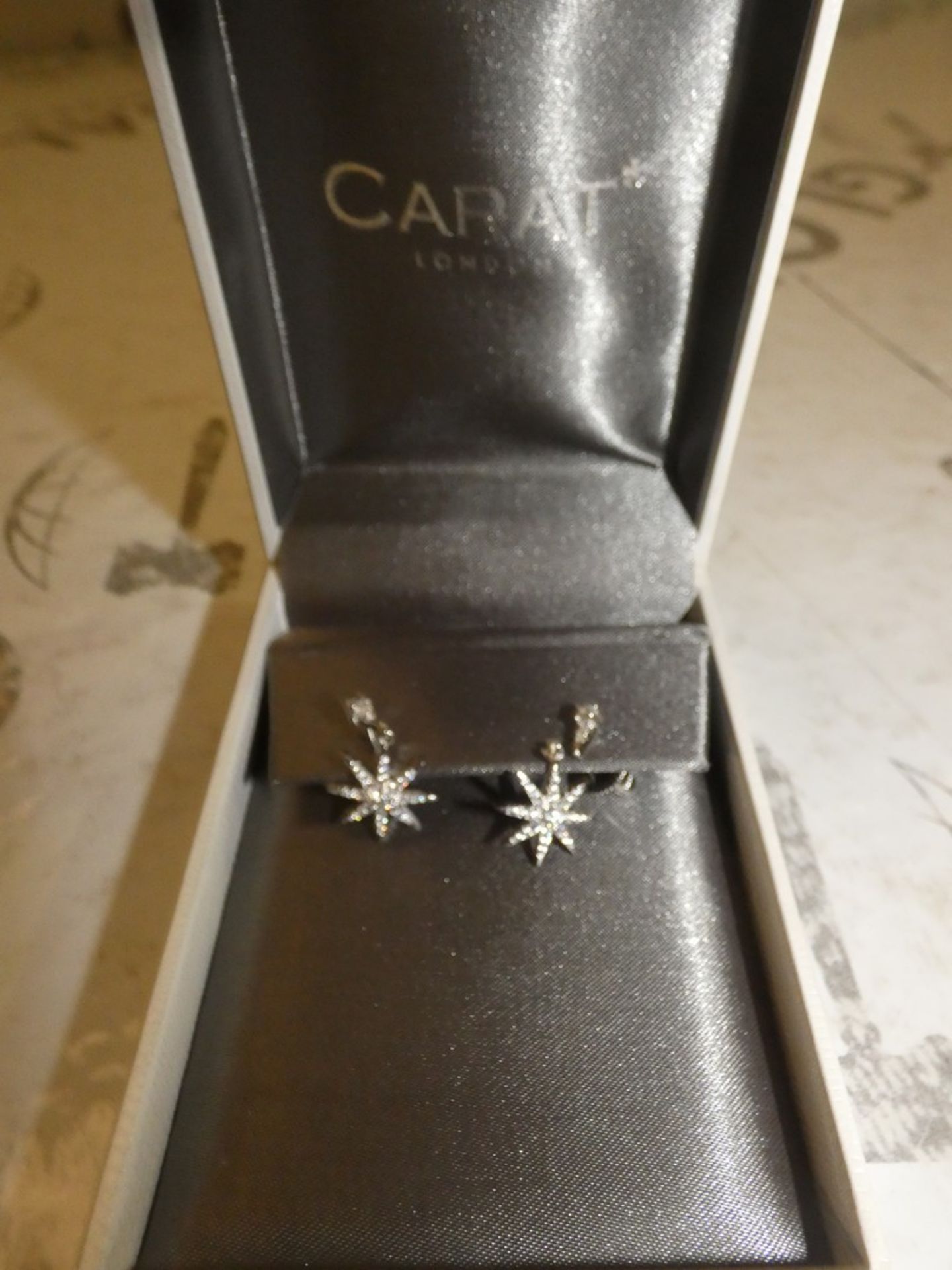 Boxed Carat Ladies Starburst Earring Diamond Set RRP £90 (4607589)