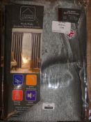 Lot To Contain 6 Assorted Items To Include Beresford Robbert Darcy Collection Bedspreads,