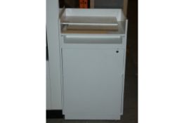 White Shop Counter With Cash Draw RRP £800