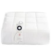 Lot to Contain 2 Assorted Dreamland Heated Mattress Blankets