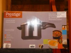 Boxed Prestige Non Stick 6L Smart Plus Pressure Cooker RRP £70 (970623)