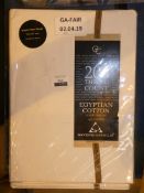 Lot to Contain 2 Gaveno Cavailia 200 Thread Count Egyptian Cotton Single Fitted Sheet