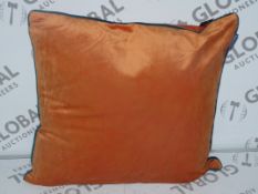 Lot to Contain 2 Paoletti 55 x 55cm Tiger Tail Designer Scatter Cushions (BF116051)(8771) Combined