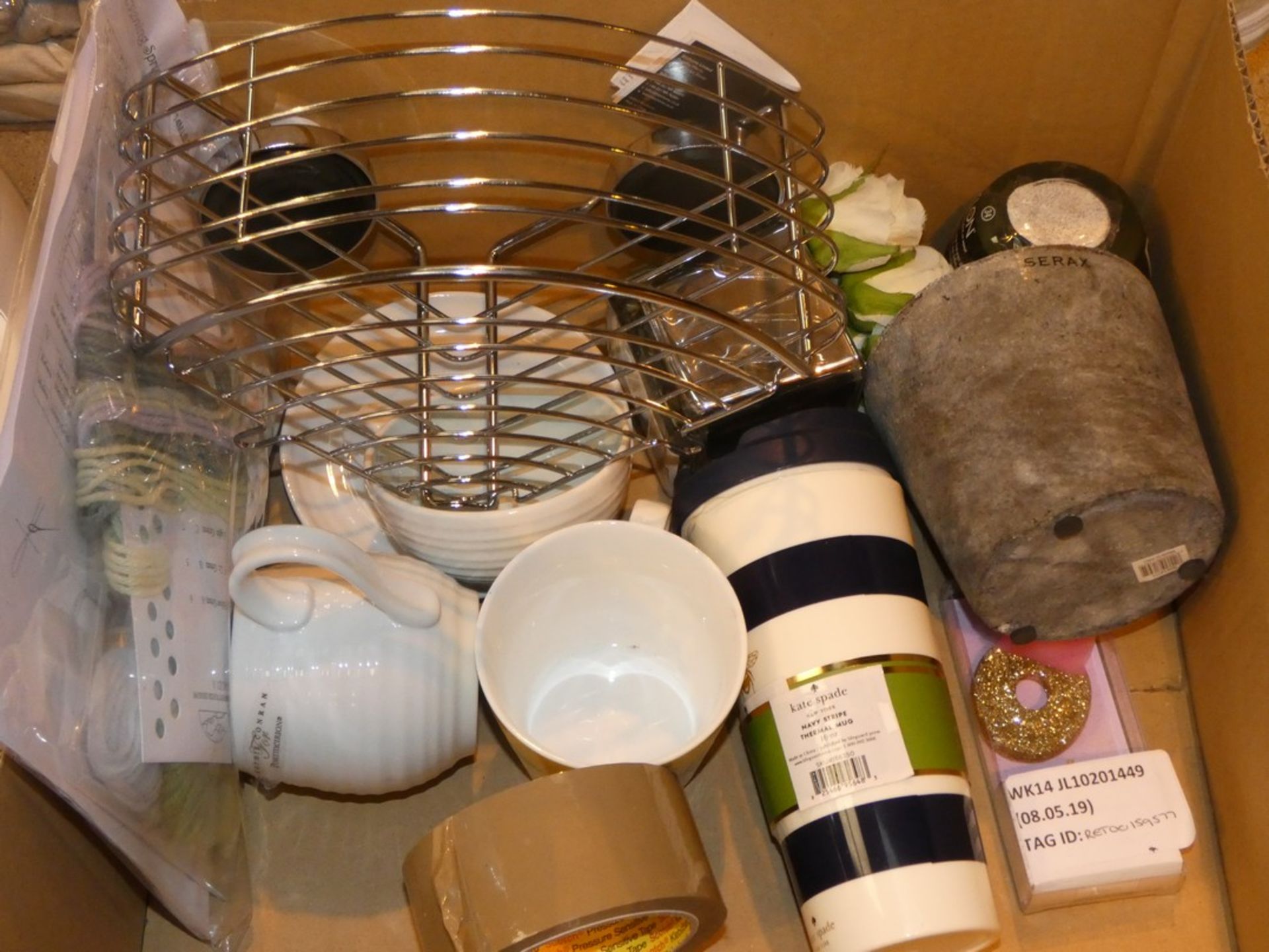 Lot to Contain 8 Assorted Items to Include Lock and Roll Corner Shower Baskets, Kate Spade New