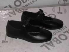 Lot to Contain 4 Brand New Pairs of HB Lahng Children's School Shoes in Black in Assorted Sizes to