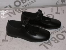 Lot to Contain 5 Brand New Pairs of HB Lahng Children's School Shoes in Black in Assorted Sizes to