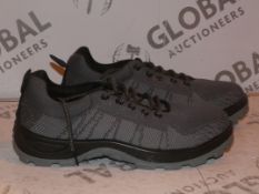 Brand New Pair of Grey Size 39 Grip Running Shoes RRP £30