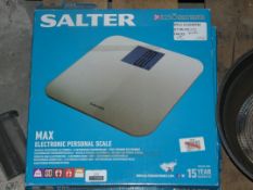 Lot to Contain 2 Boxed Pairs of Salter Max Electronic Personal Weighing Scales Combined RRP £80 (