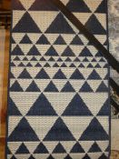 Moda 60 x 110cm Blue Designer Rug RRP £25 (9755)(1362790)