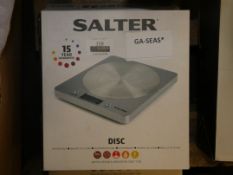 Lot to Contain 3 Pairs of Salter Digital Weighing Scales GO Curve and Disc Range