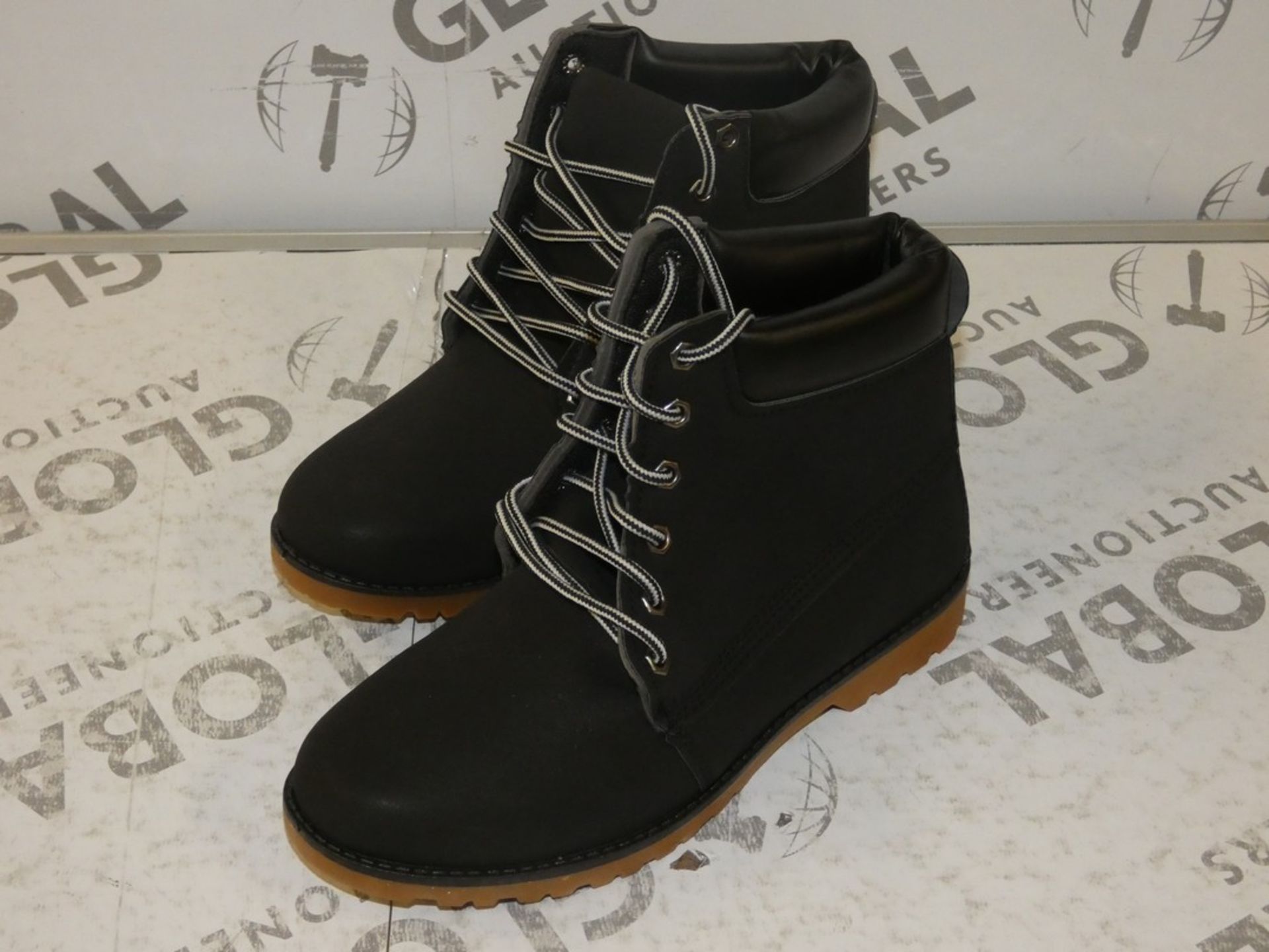 Lot to Contain 2 Brand New Pairs of Size EU39 Black Boots