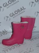 Brand New Pair of Oufan Size EU35 Ladies Hot Pink Wellington Boots
