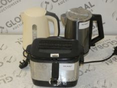 Assorted Kitchen Items to Include a Stainless Steel Mini Deep Fat Fryer and 2 Bosch 1.5ltr Rapid