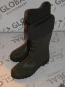 Lot to Contain 2 Pairs of Green Wellington Boots