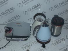 Assorted Items to Include Morphy Richards 1.6ltr S
