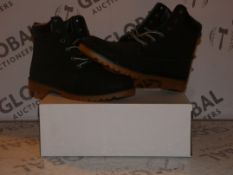 Boxed Brand New Pair Jet Chelsea Style Size EU39 Designer Boots RRP£39.99