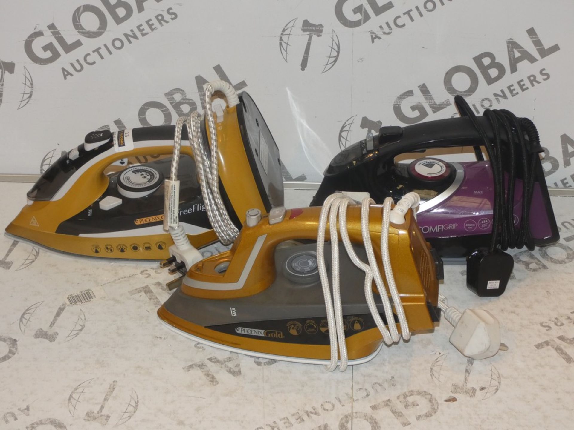 Lot to Contain 3 Assorted Morphy Richards and Phoenix Gold Steam Irons Combined RRP£90